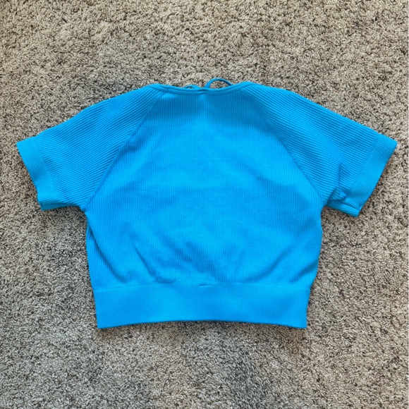 Blue top - Picture 4 of 6